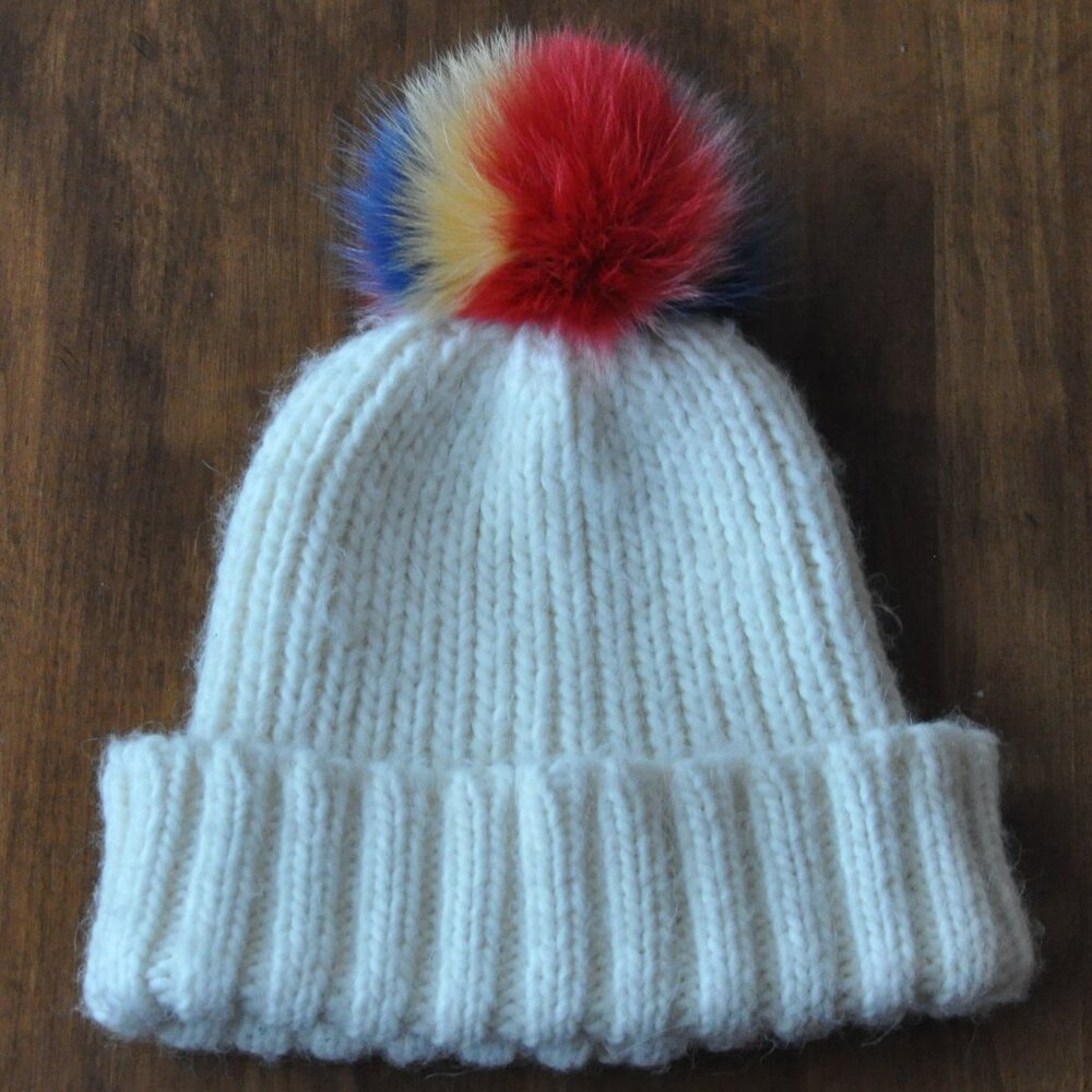Raffaello Bettini Ivory Cable Knit Beanie Multi Color Fox Fur Pom Pom Toque Hat